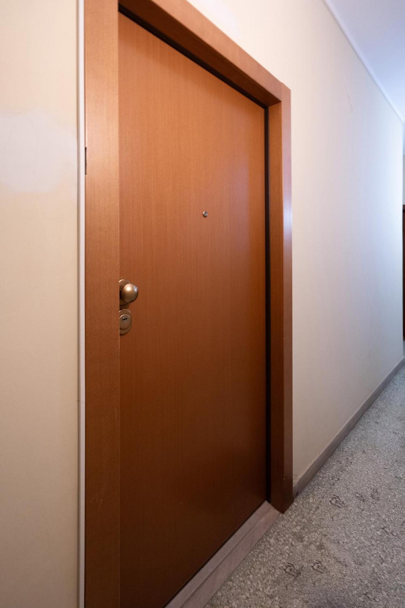 Stunning Cozy Apartment In Афіни Екстер'єр фото