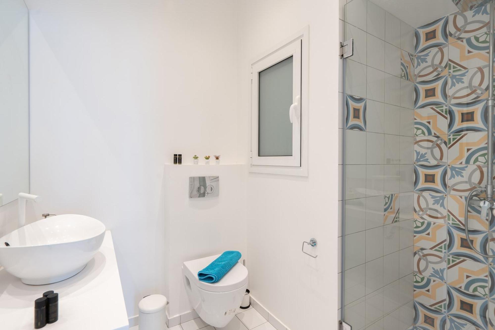 Stunning Cozy Apartment In Афіни Екстер'єр фото